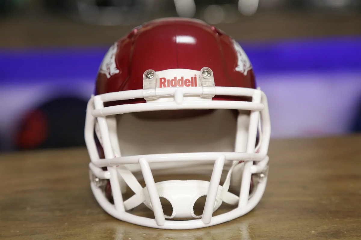 arksnasa football helmet Arkansas Razorbacks Riddell Speed Mini Helmet – Green Gridiron, Inc