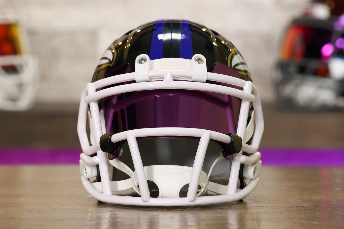 black and white football raven helmet Baltimore Ravens Riddell Speed Mini Back HELMET DETAILS ASUS ROG backpack NOMAD STX_Not_Matched size:26*11*30cm