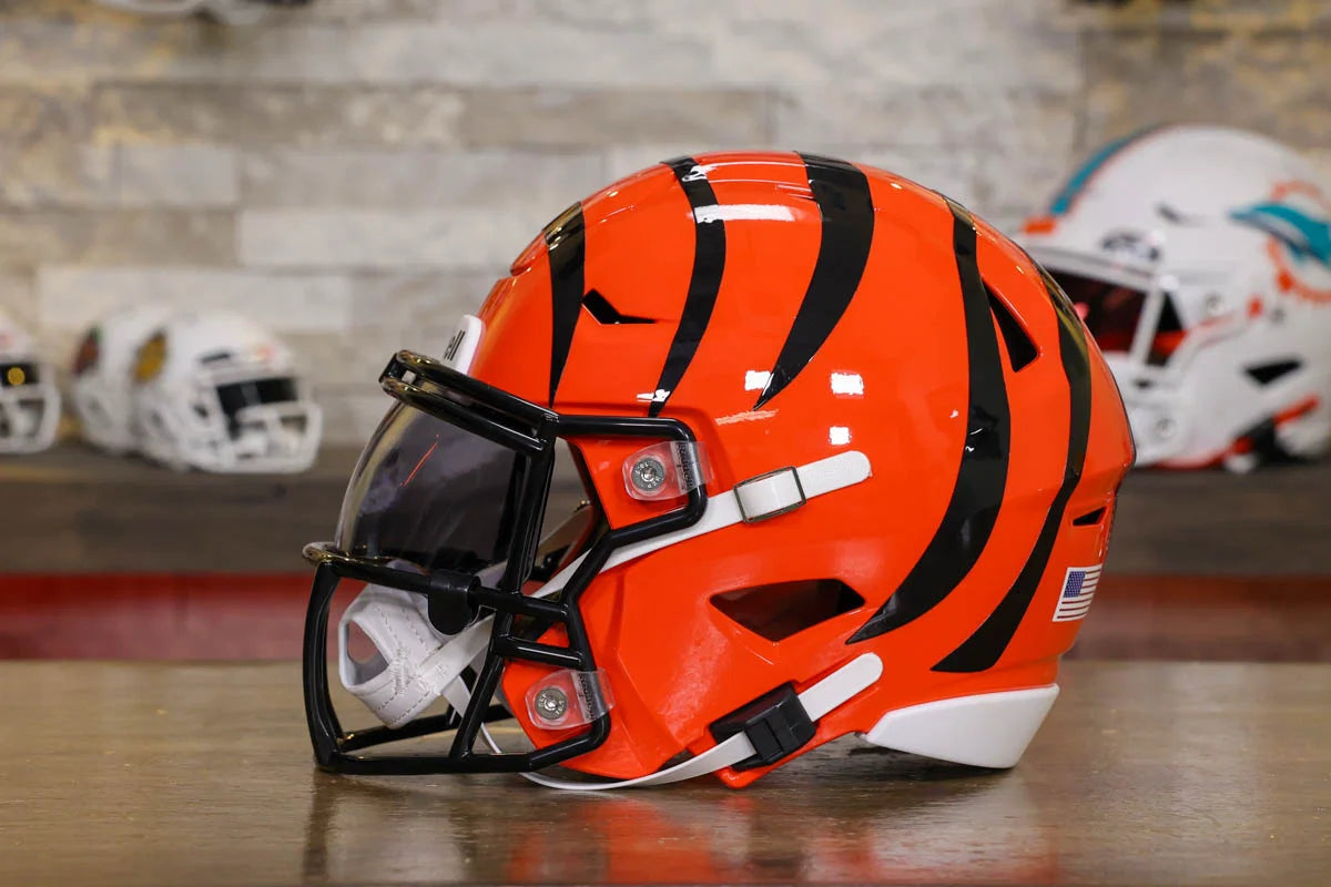 Cincinnati Bengals Riddell SpeedFlex Mid-Size Helmet – Green Gridiron, Inc.