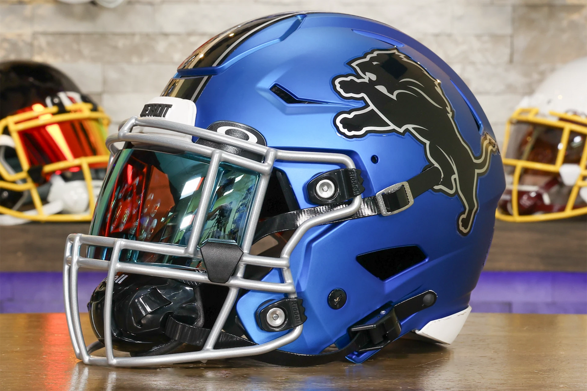 fantasy football gurley helmet 2019 Score NFL Stars #2 Todd II Los Angeles Rams Official Card made by Panini : Collectibles & Fine Art GG EDITION Todd Gurley was this season's