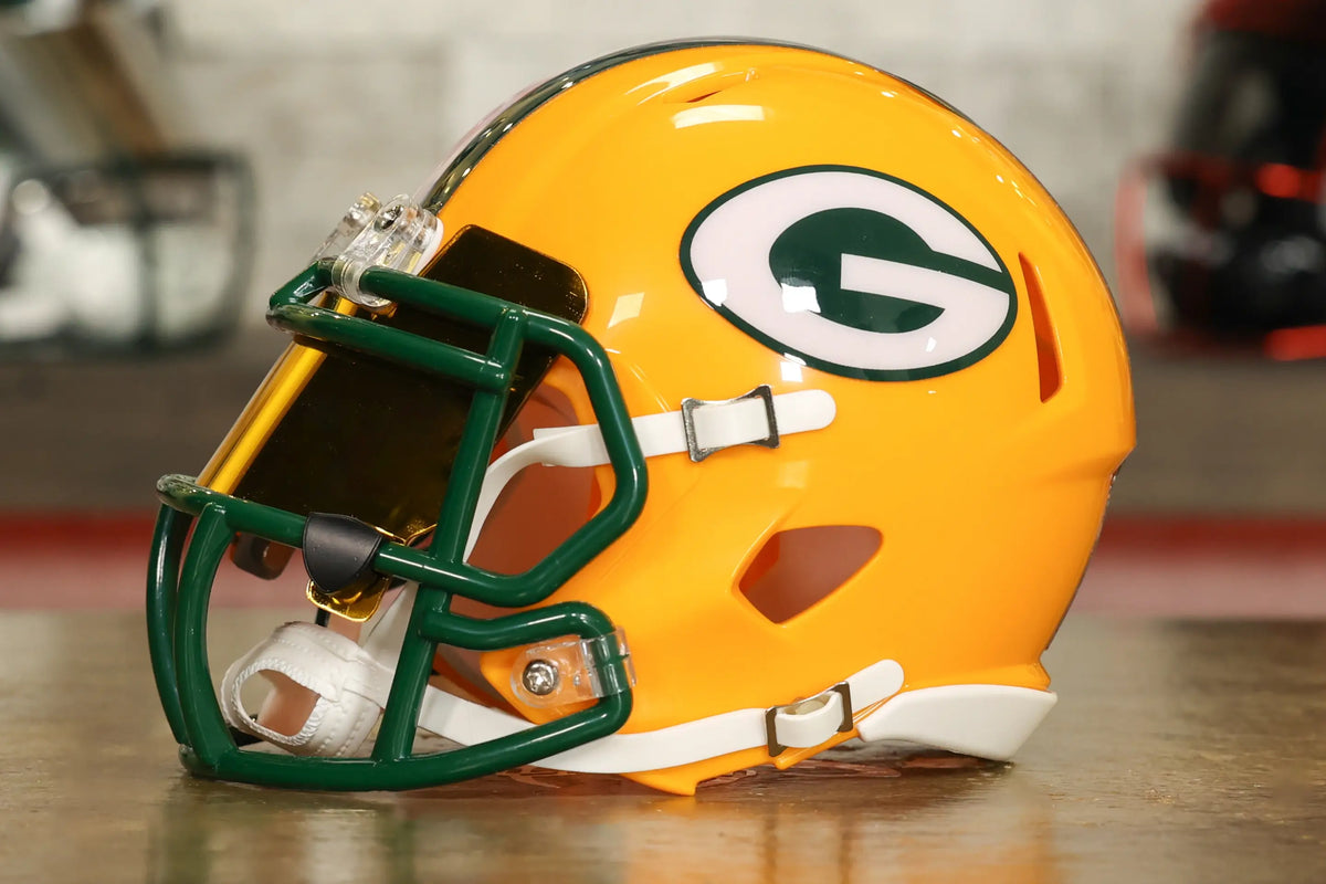 Green Bay Packers Riddell Speed Mini Helmet GG Edition 02075 Green green-bay-packers-riddell-speed-mini-helmet-gg-edition-02075-green