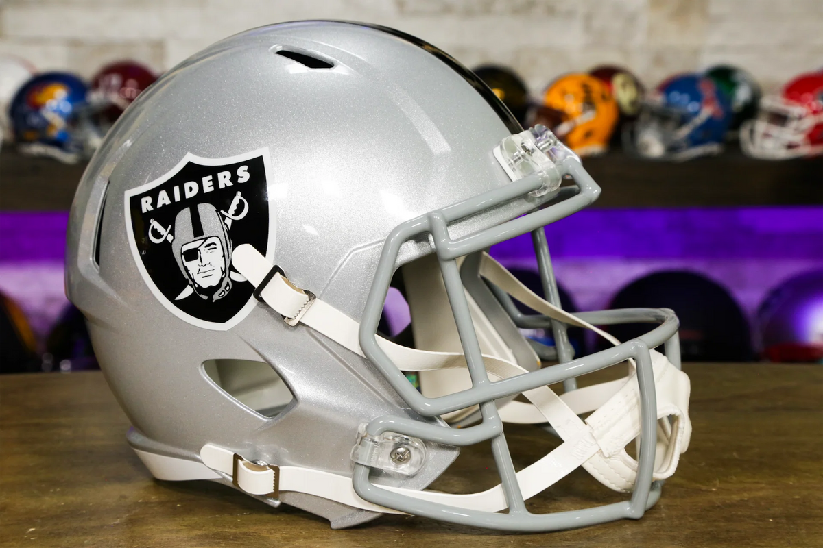 LasVegasRaidersRiddellSpeedRep