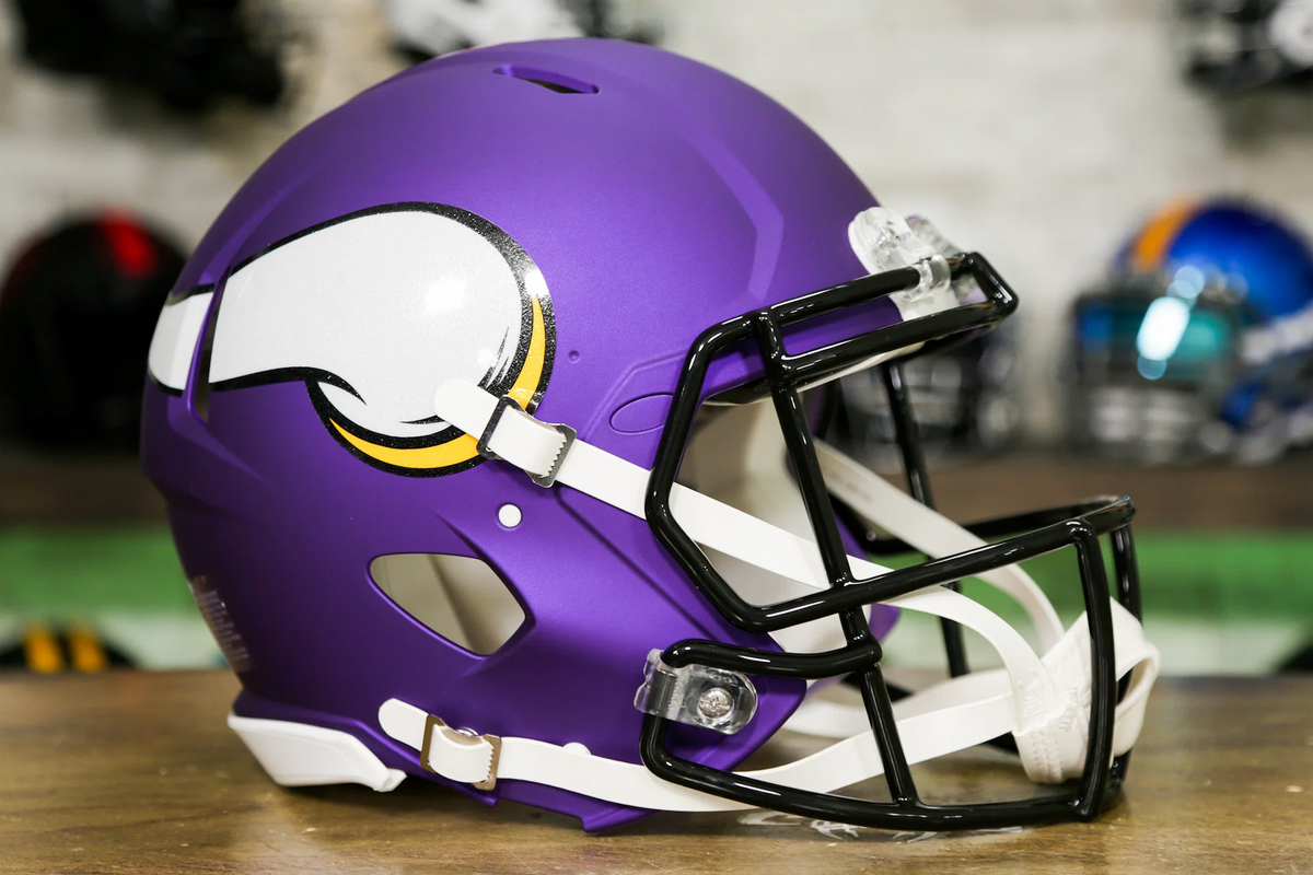 Minnesota Vikings Riddell Speed Authentic Helmet – Green Gridiron, Inc