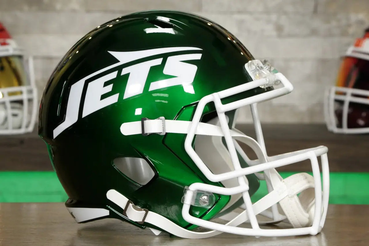 2019 alternate football helmets Indianapolis Colts Riddell Speed Authentic Helmet and official paint and decals New York Jets Riddell Speed