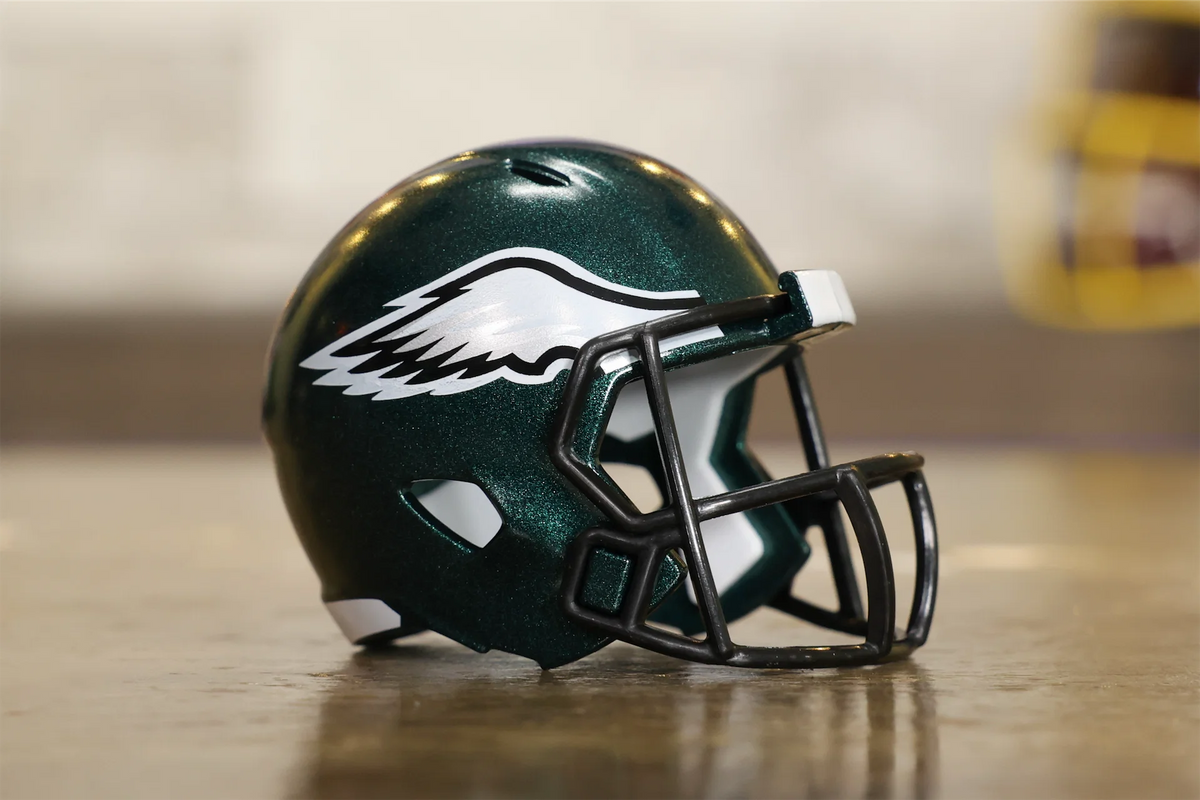 Philadelphia Eagles Riddell Speed Pocket Pro – Green Gridiron,