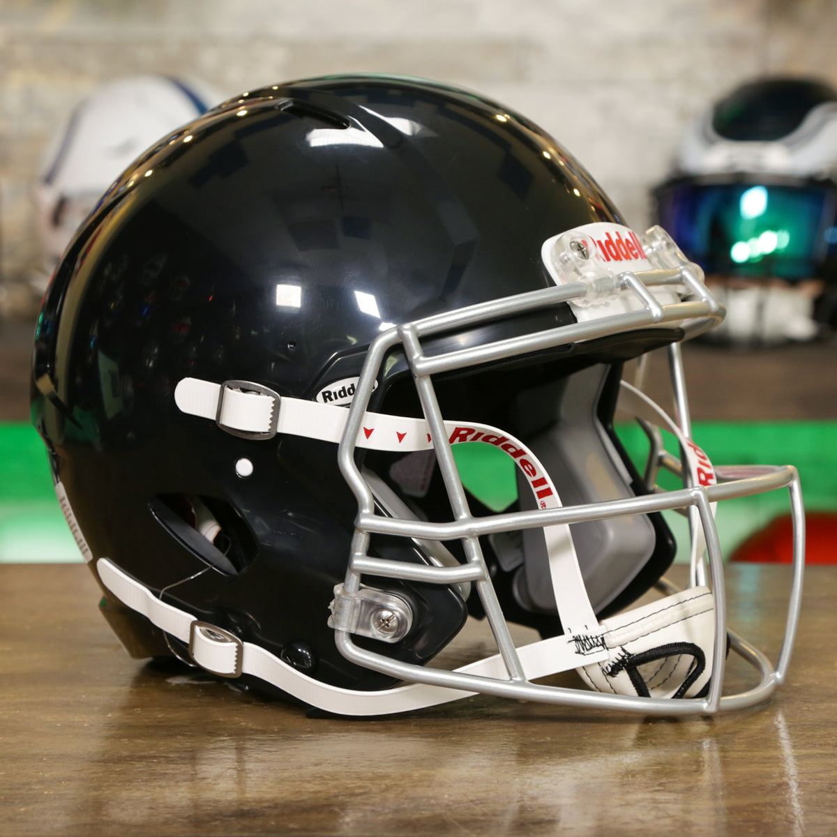 Riddell Speed Victor-I - YOUTH - Open Box – Green Gridiron, Inc.