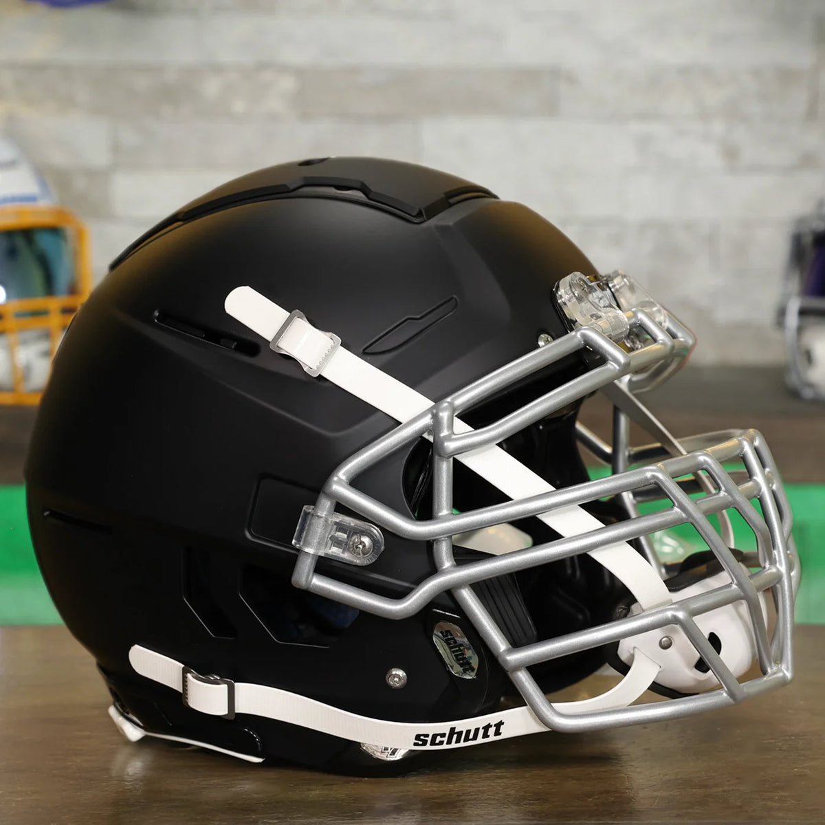 Schutt Helmet Extra Large Football Helmet F7 PROFESSIONAL HELMET