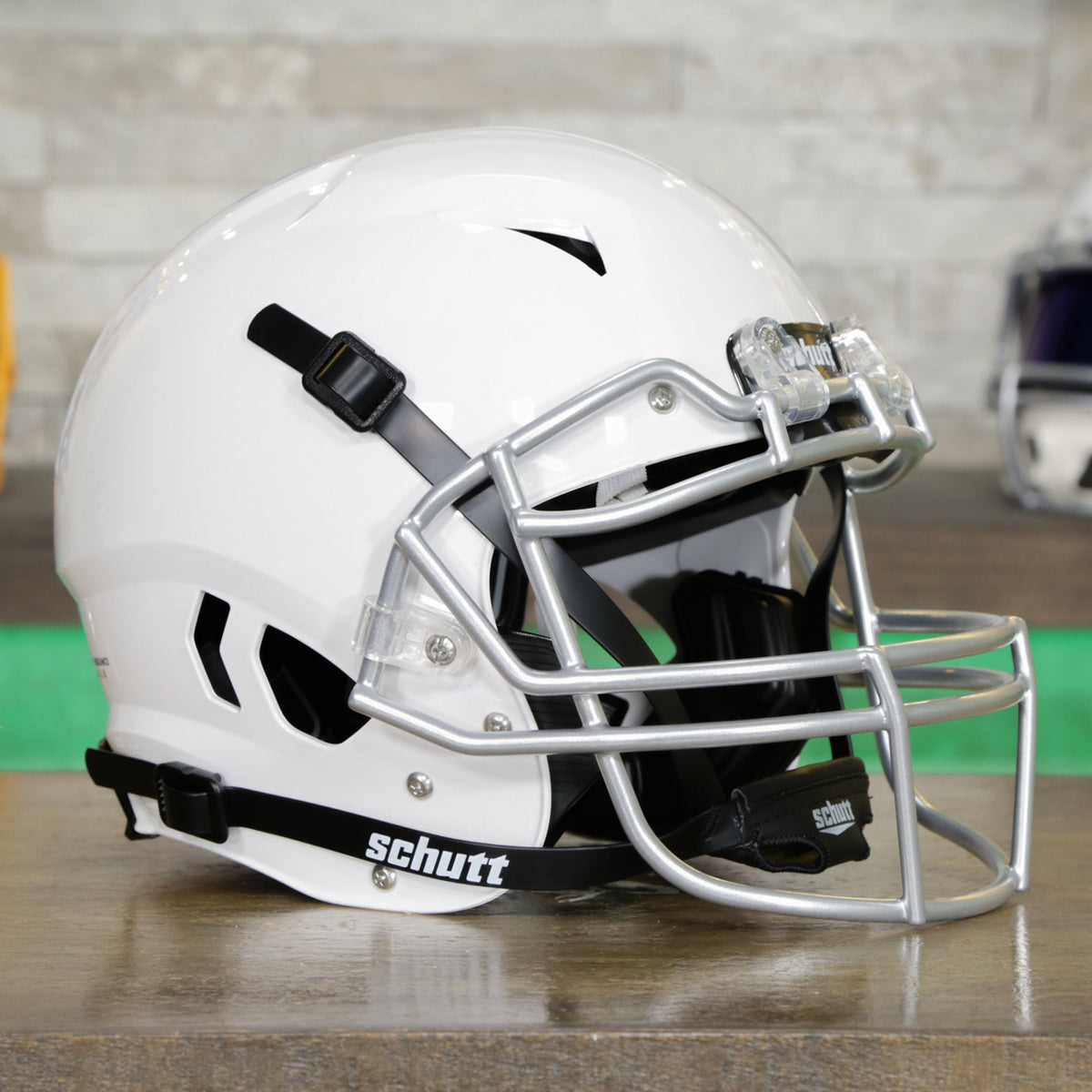 bucket helmet for football Schutt Vengeance A11 2.0 Youth (Facemask Not Included) Wipe clean with cloth or cleaning kit Worst Aspects of the Bucket