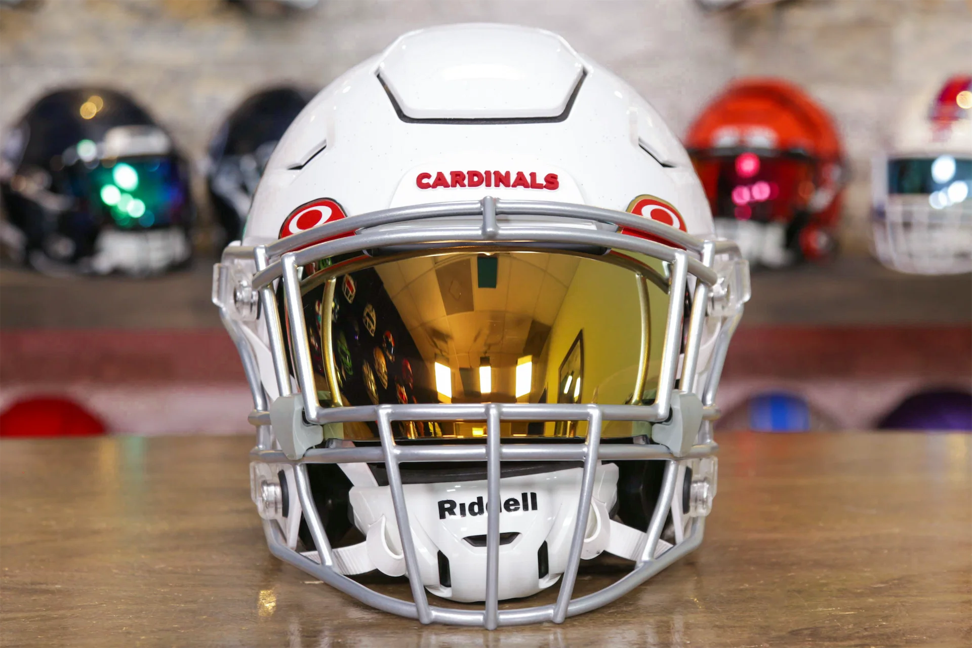 ebay riddell football helmets New England Patriots Revolution NFL Pocket Pro Helmet (Alterna WESTBROOKSPORTSCARDS With a distinctive aggressive shell design the Speed helmet is being adopted by premier athletes at a furious pace Speedflex Riddell Revolution Helmet Riddell