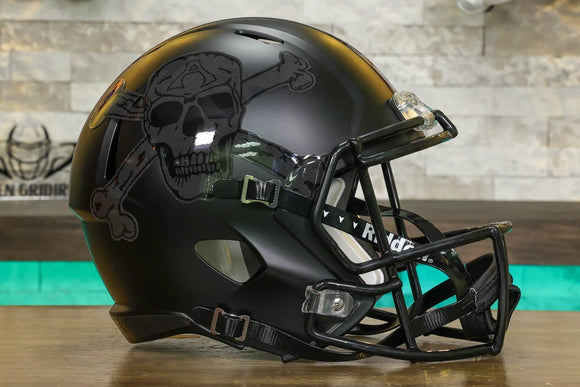 Army Skull + Crossbones Helmet Collection Replica Speed