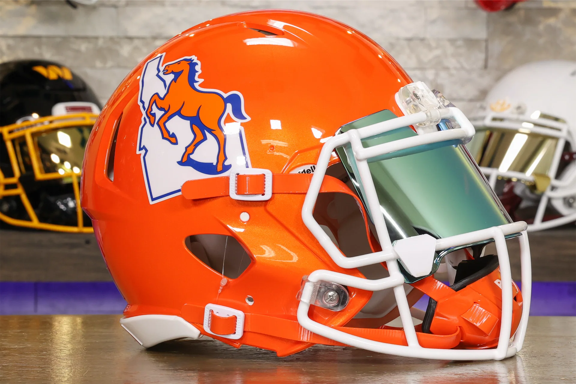 リデル　スピードアイコンL（NCAA Boise State Broncos） Boise State Broncos Riddell Speed Authentic Helmet - GG Edition
