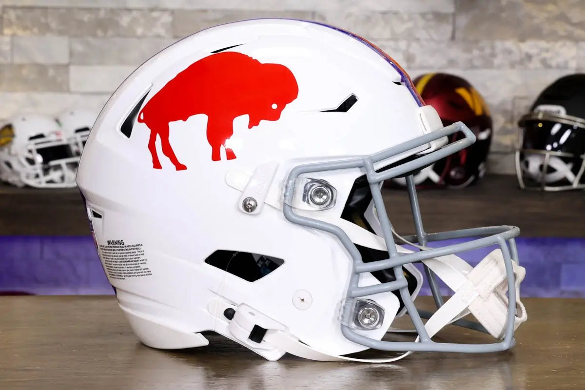buffalo football helmet Buffalo Bills Riddell SpeedFlex Helmet