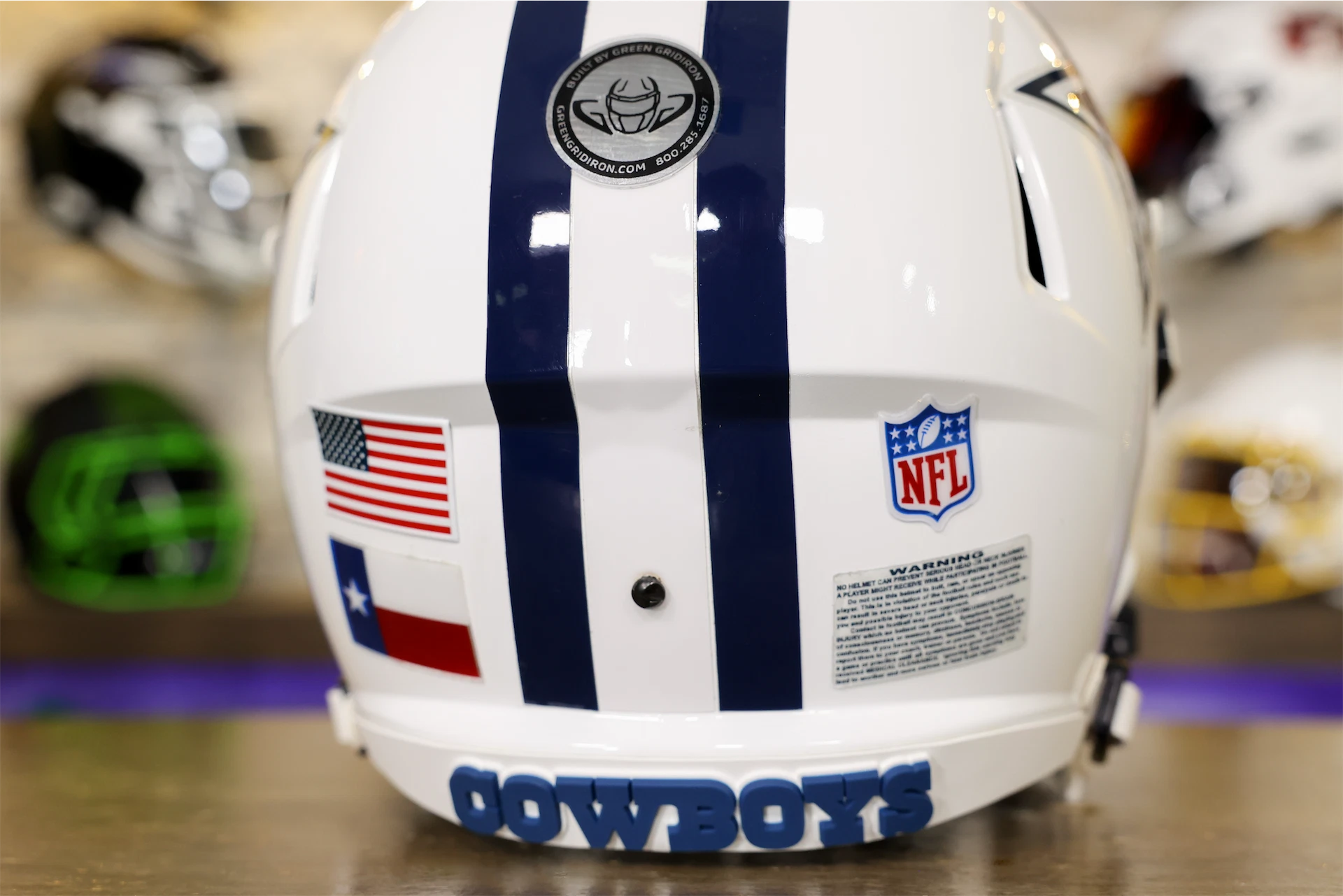 Riddell ダラスカウボーイズ　アメフト　ヘルメット　VSR-4 送料込み RIddell VSR-4 Football Helmet Officially Licensed Dallas