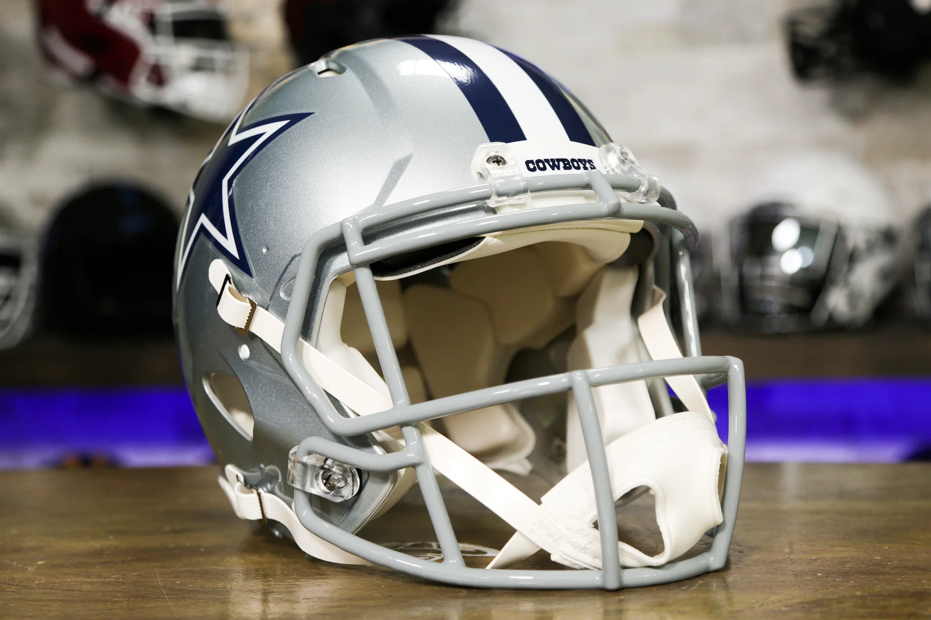 Riddell Dallas Revolution Speed Football Helmet, Size: Large Riddell Dallas Revolution Speed Football Helmet, Size: Large