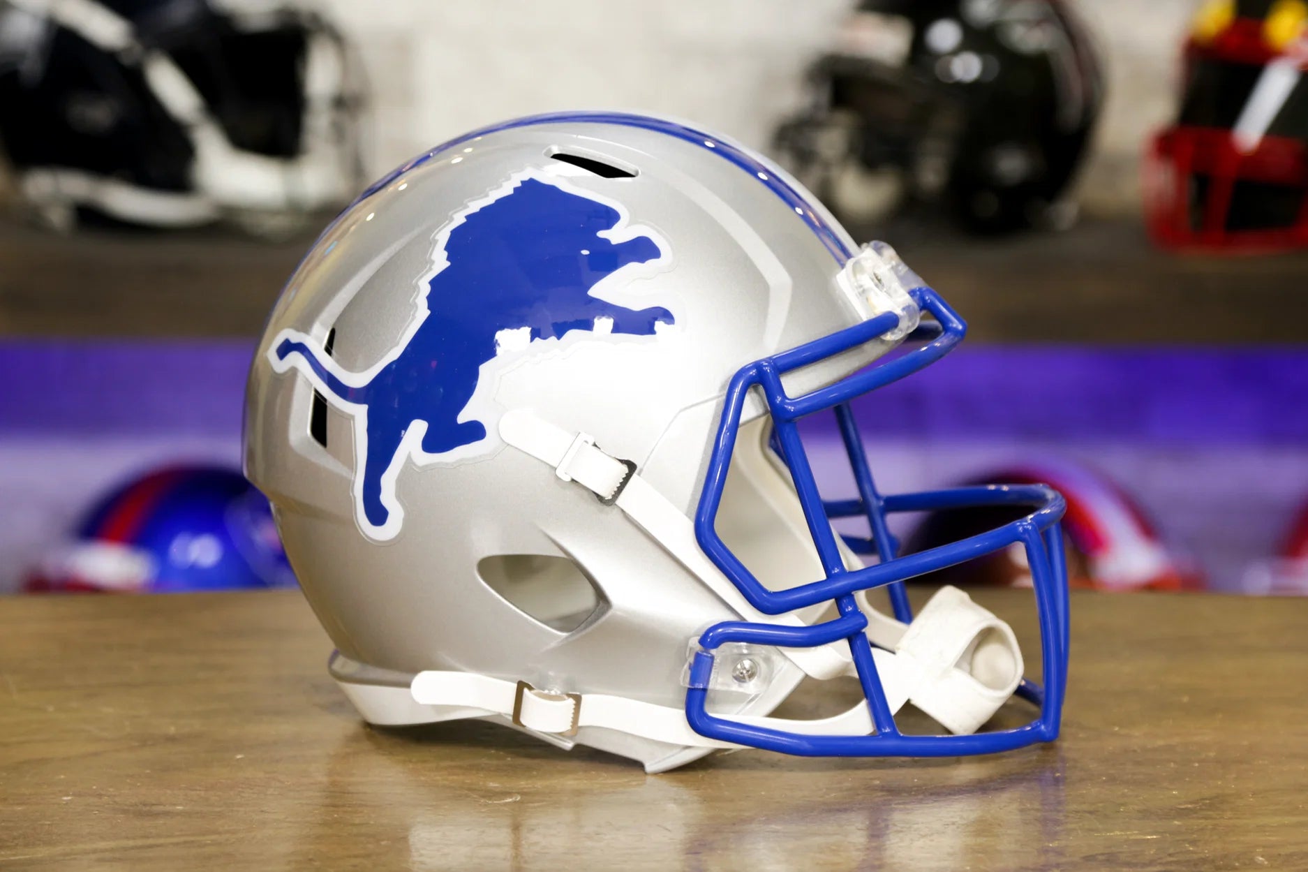 Detroit Lions 1983-2002 Riddell Replica Full Size Speed Helmet