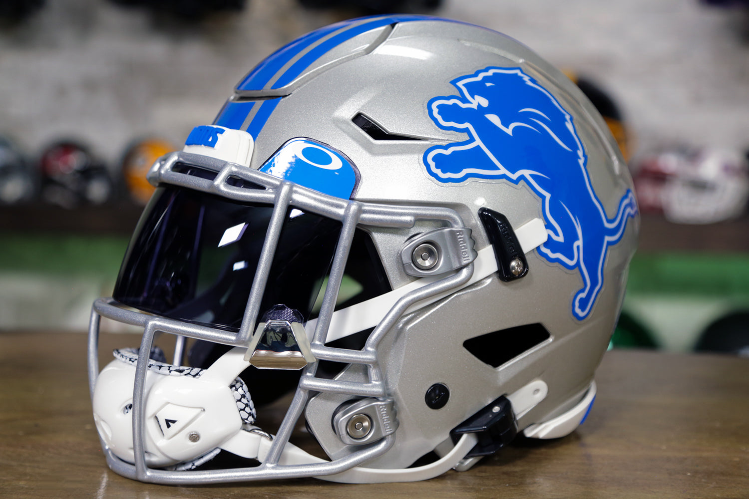 Oakley Legacy Visor - Smoke 20% – Green Gridiron, Inc.