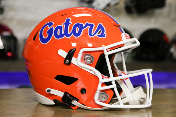 florida football helmet 2018 Florida Gators Riddell SpeedFlex Helmet