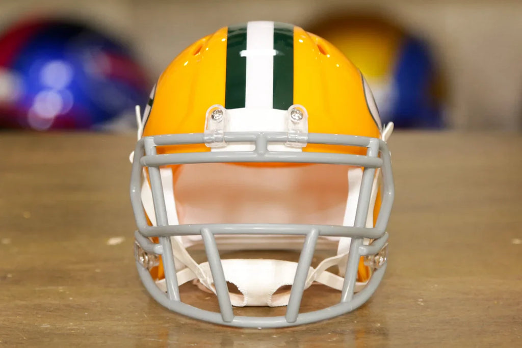 Green Bay Packers 1961-1979 Throwback Riddell Speed Mini Football Helmet Green Bay Packers 1961-1979 Throwback Riddell Speed Mini Football Helmet