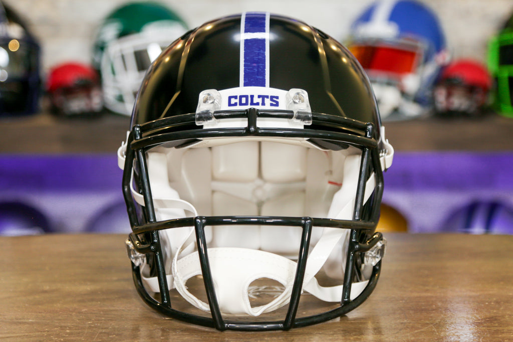 Mini Riddell Helmets Riddell Revolution SPEED Mini Football Helmet Matte White With Black Mask, Collectible Size Neck Roll Mini Riddell Helmets Riddell Revolution SPEED Mini Football Helmet Matte White With Black Mask, Collectible Size Neck Roll