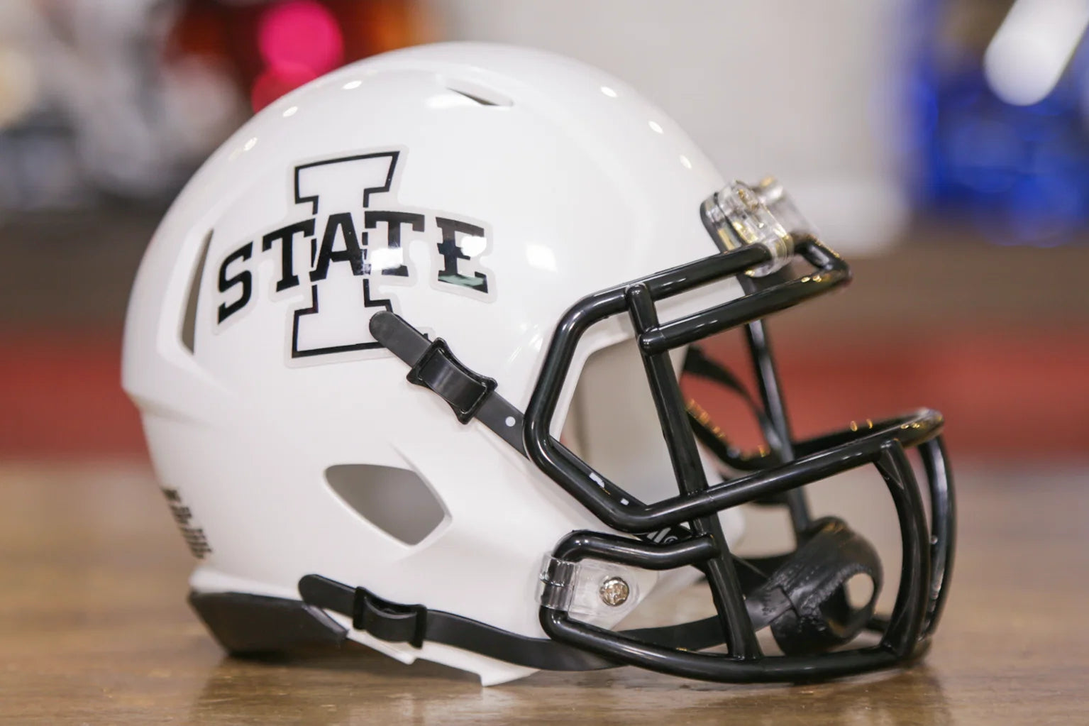 cyclone v2 football helmet Vicis Adult ZERO2 Molded Gloss Black The result is not only groundbreaking protection Iowa Stars and Stripes Speed