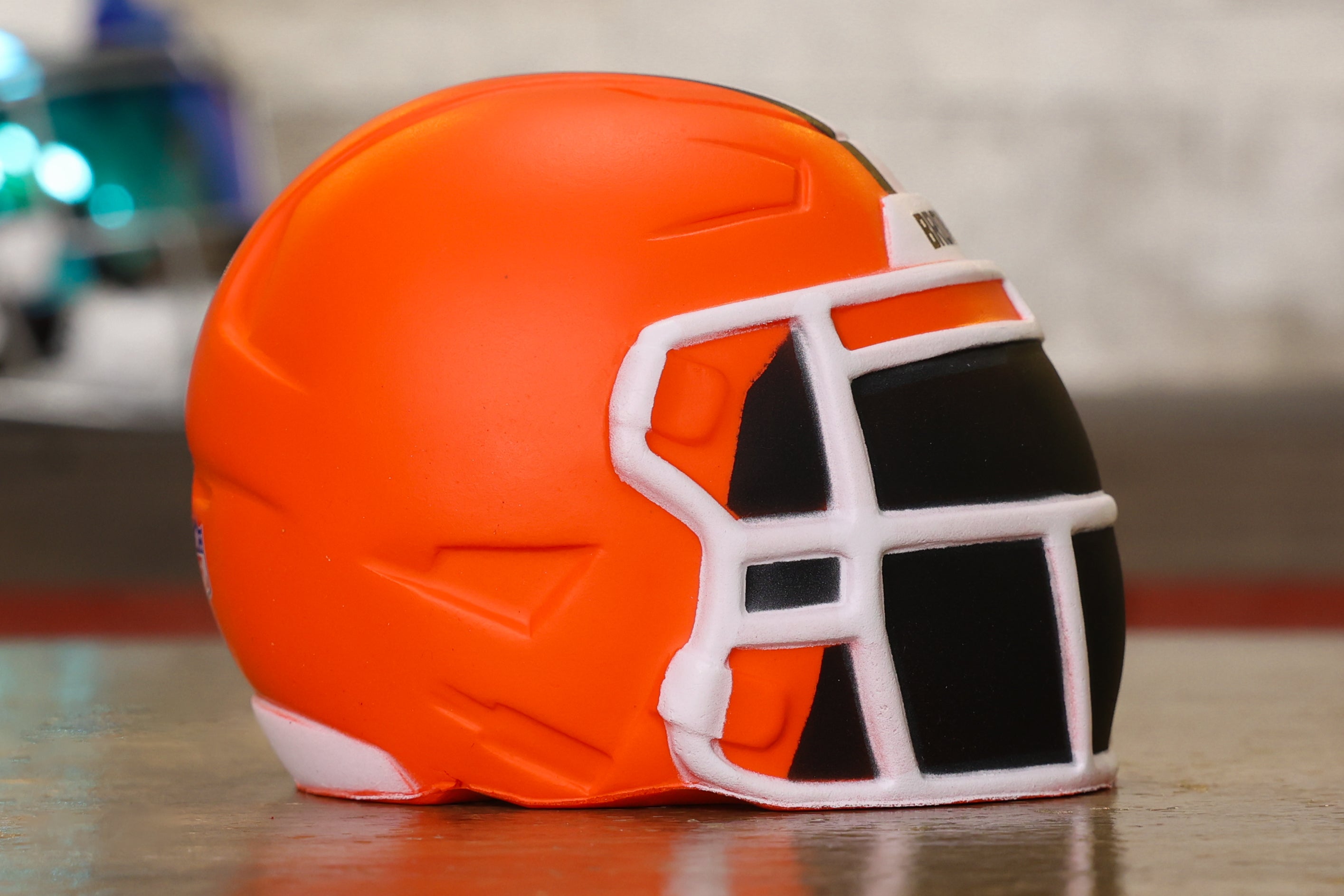 Jumbo Squeezymates Helmet - Cleveland Browns