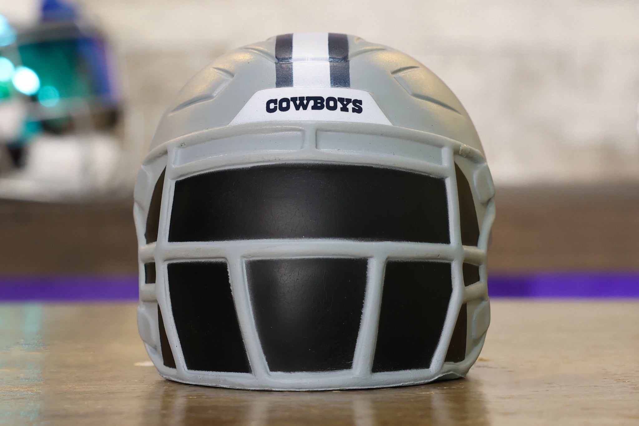 Jumbo Squeezymates Helmet - Dallas Cowboys – Green Gridiron, Inc.