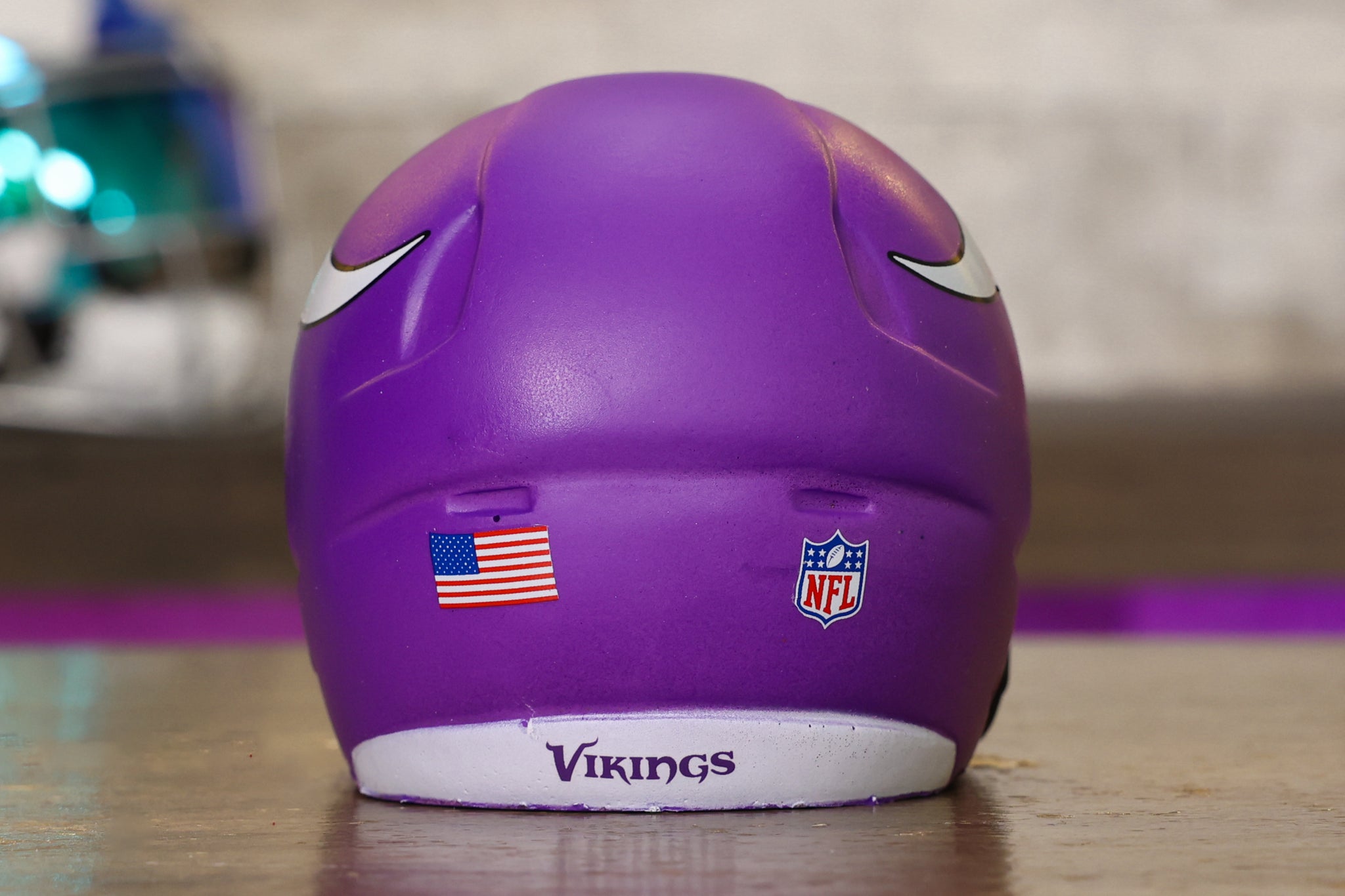 Shred Mega Brain Bucket RHニックススキーヘルメット　紫 Jumbo Squeezymates Helmet - Minnesota Vikings – Green Gridiron, Inc.