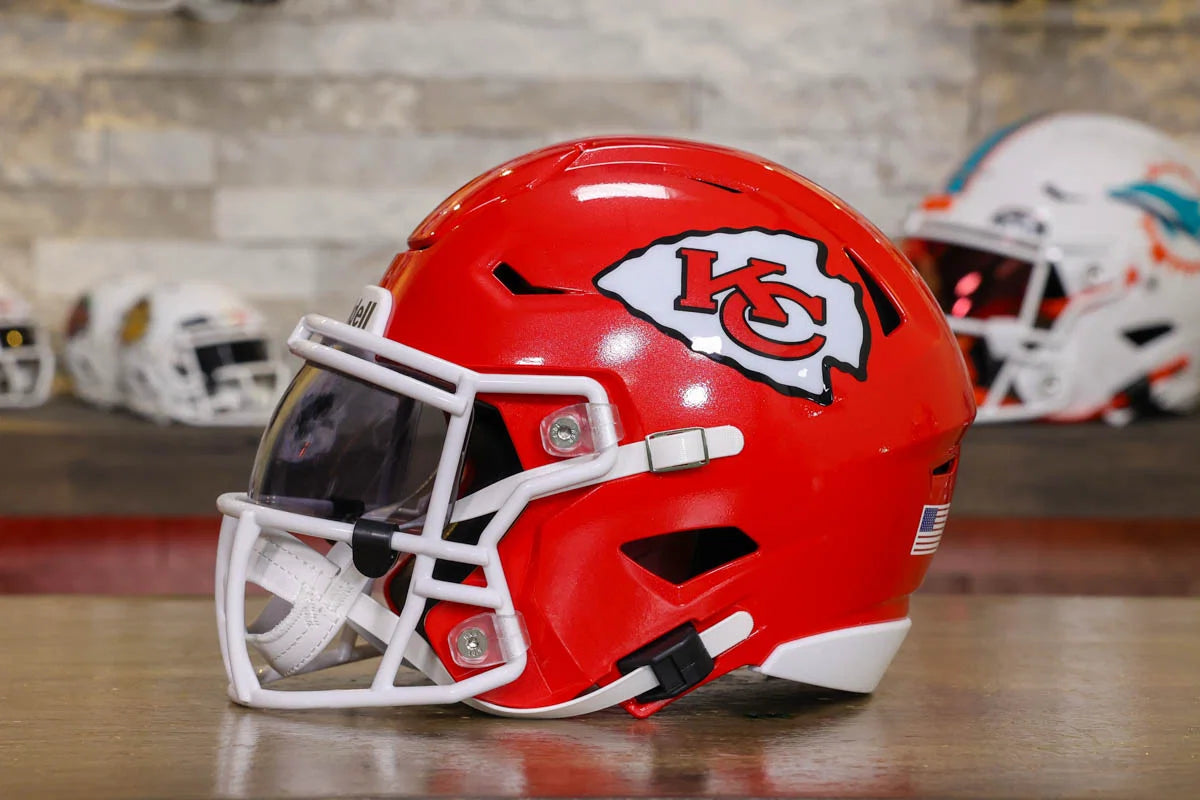 Kansas City Chiefs Riddell SpeedFlex Mid-Size Helmet – Green