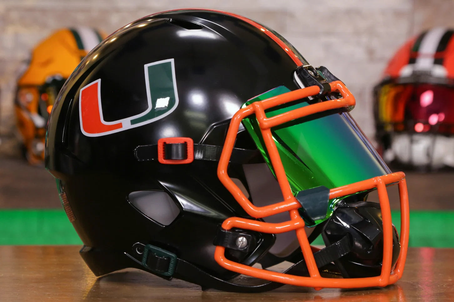 Miami Hurricanes Riddell Speed Display Helmet GG Edition 00381