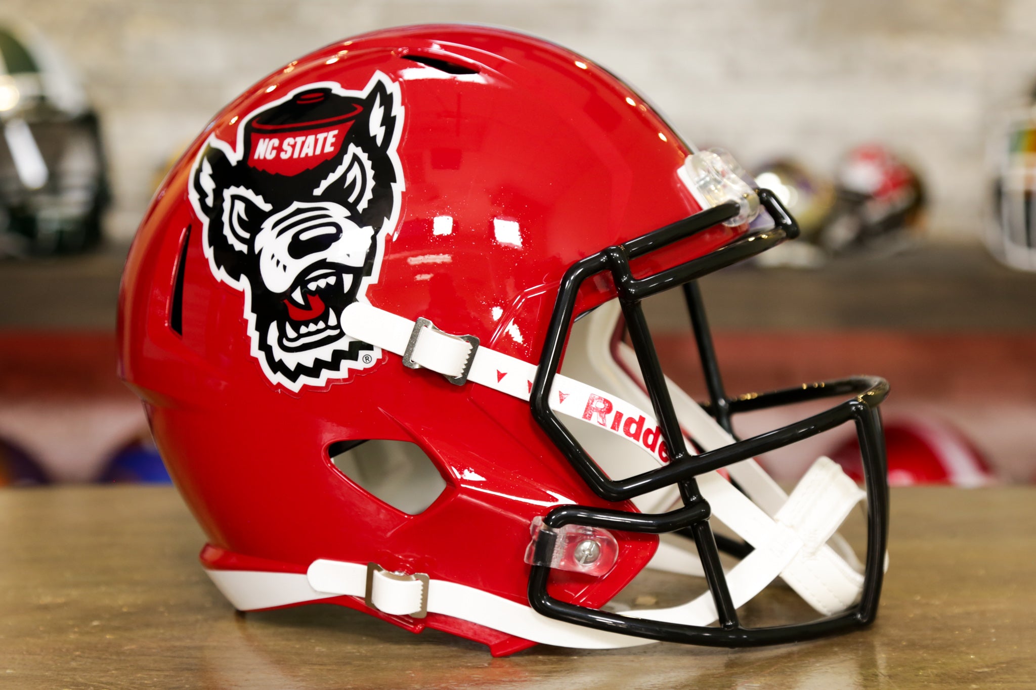 authentic nc state football helmet North Carolina State Wolfpack Tuffy Red Riddell NCAA Speed Replica Helmet