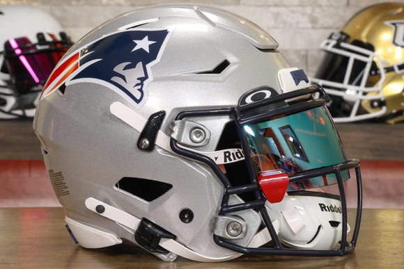 problem with speedflex helmets New England Patriots Riddell SpeedFlex Helmet