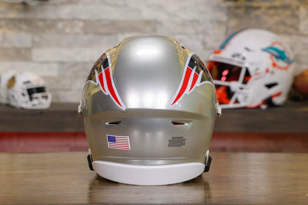 New England Patriots Riddell SpeedFlex Mid-Size Helmet – Green Gridiron, Inc New England Patriots Riddell SpeedFlex Mid-Size Helmet – Green Gridiron, Inc