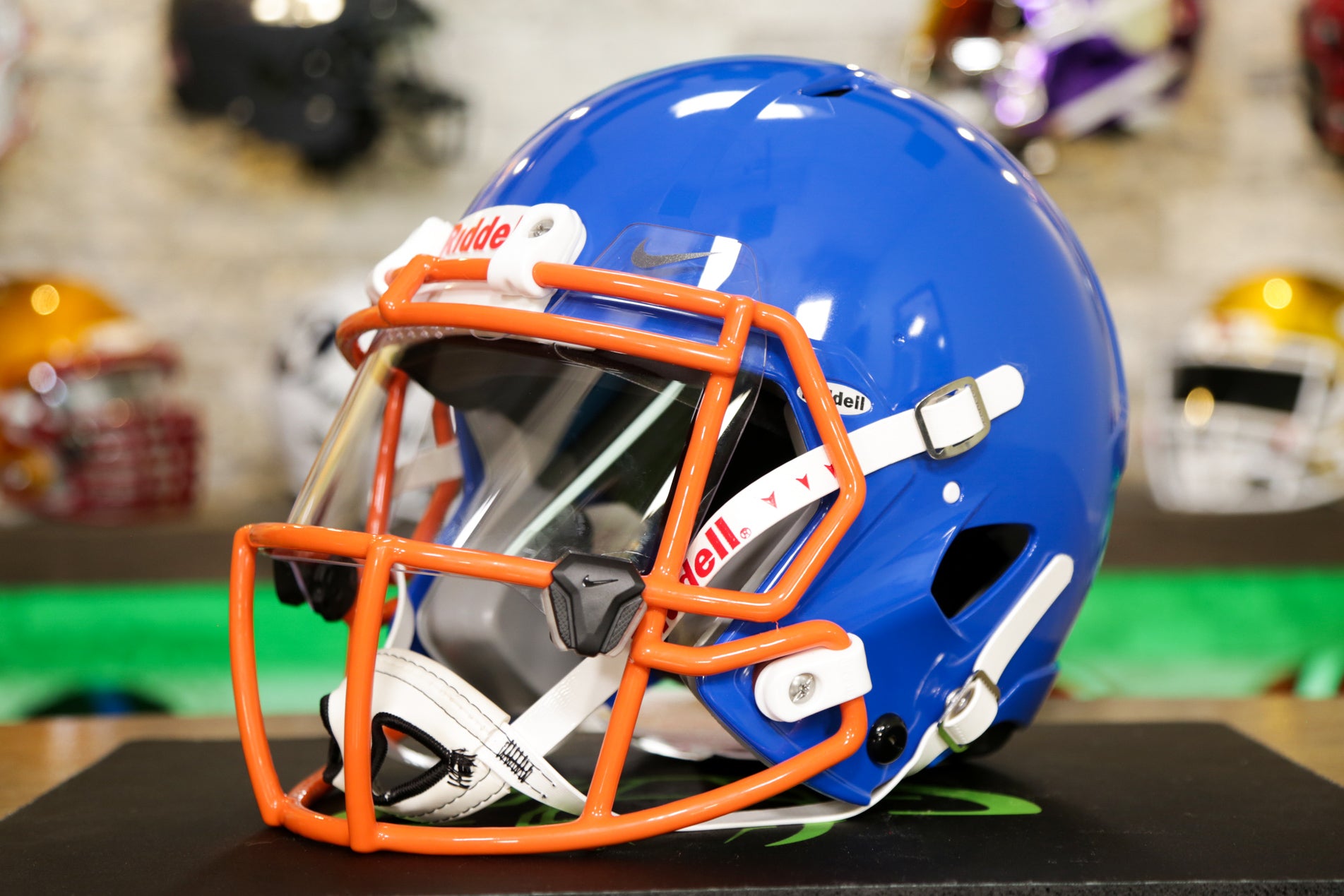 nike smoke visor football