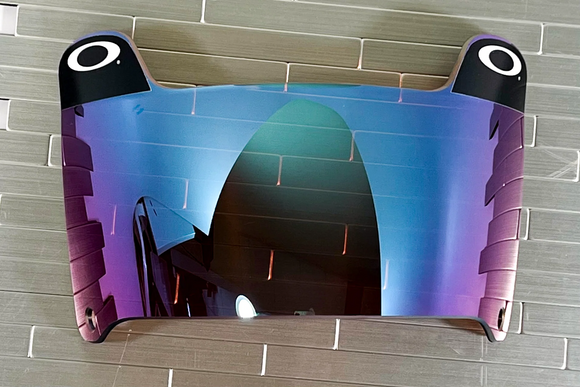 Oakley Pro Visor - PRIZM Sapphire – Green Gridiron, Inc. Oakley Pro Visor - PRIZM Sapphire – Green Gridiron, Inc.