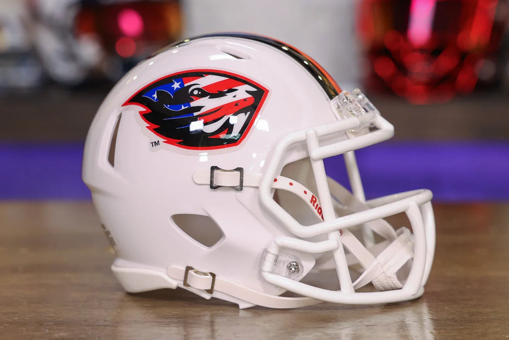 beaver local retro football helmet Creative Sports Oregon State Beavers White Riddell Speed Mini : Sports Related Collectible Full Sized Helmets : Sports & Outdoors The most popular collectible in history is now available in the Speed Helmet design Beaver Local Touchdown Club