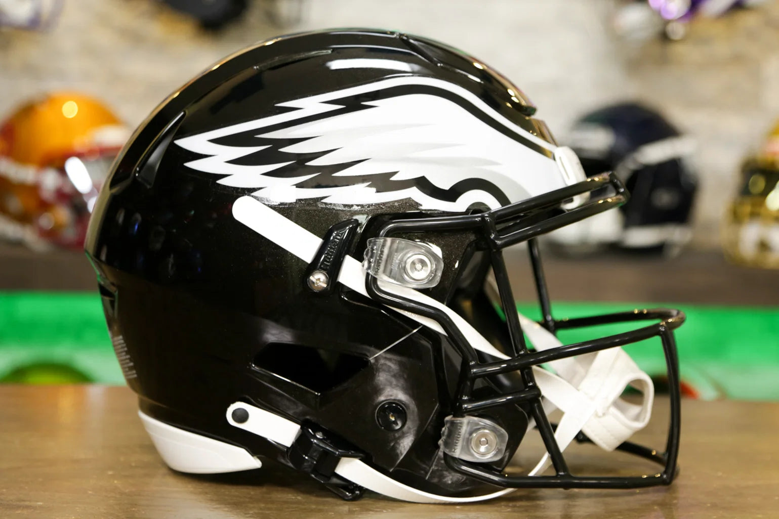 Philadelphia Eagles Riddell SpeedFlex Helmet Philadelphia Eagles Riddell SpeedFlex Helmet