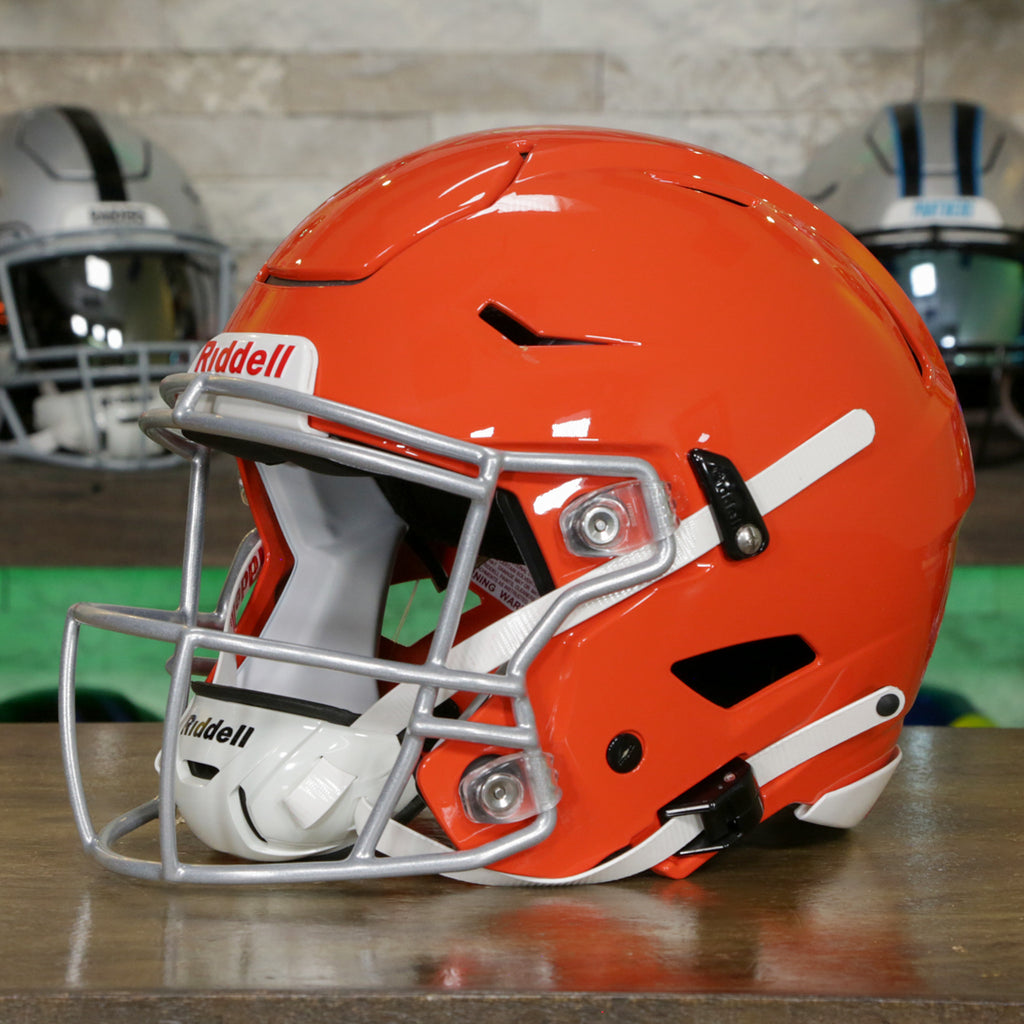 Basic Riddell Speedflex Riddell SpeedFlex White Out - ADULT – Green Gridiron, Inc.