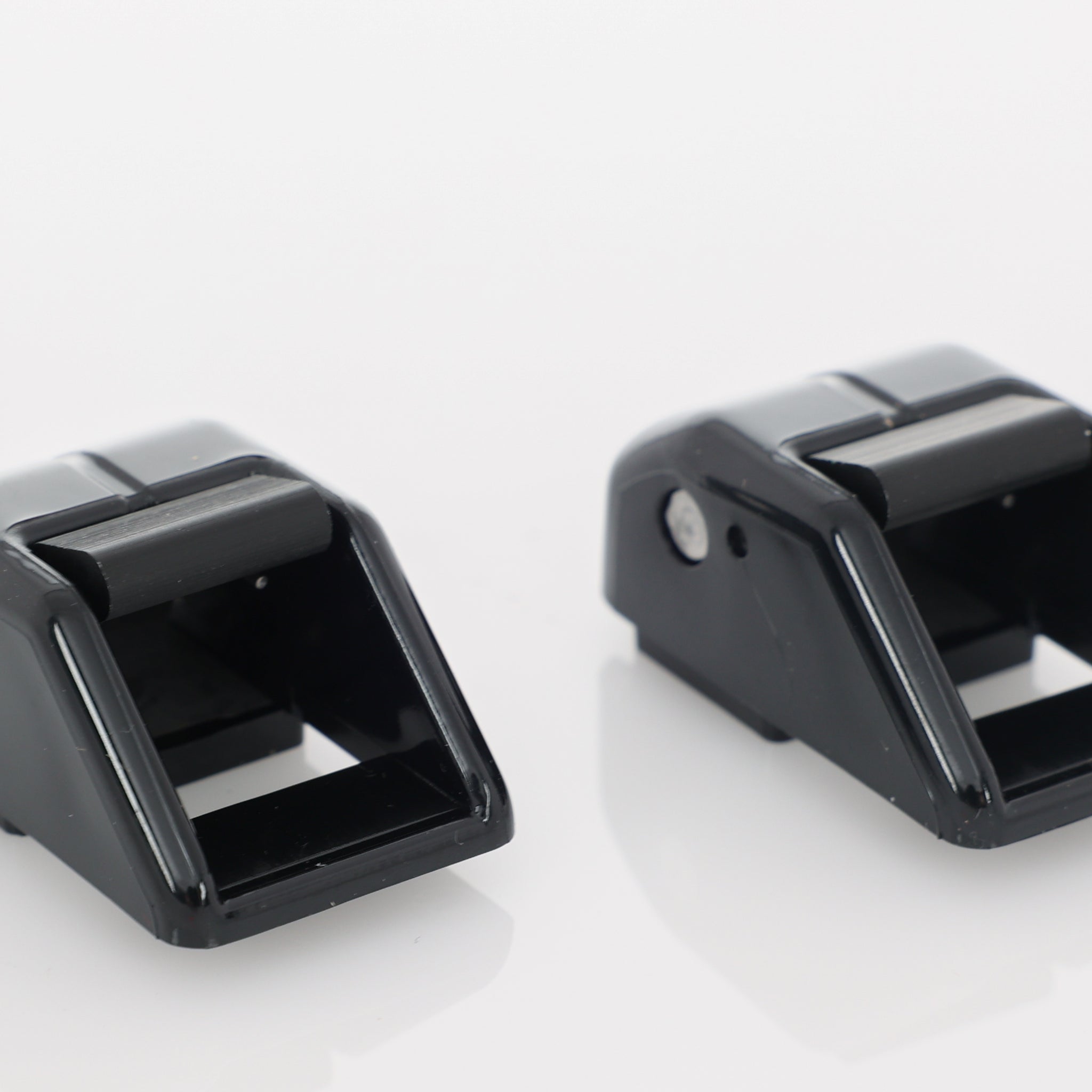 Riddell SpeedFlex Chinstrap CamLoc Housing Green Gridiron, Inc.