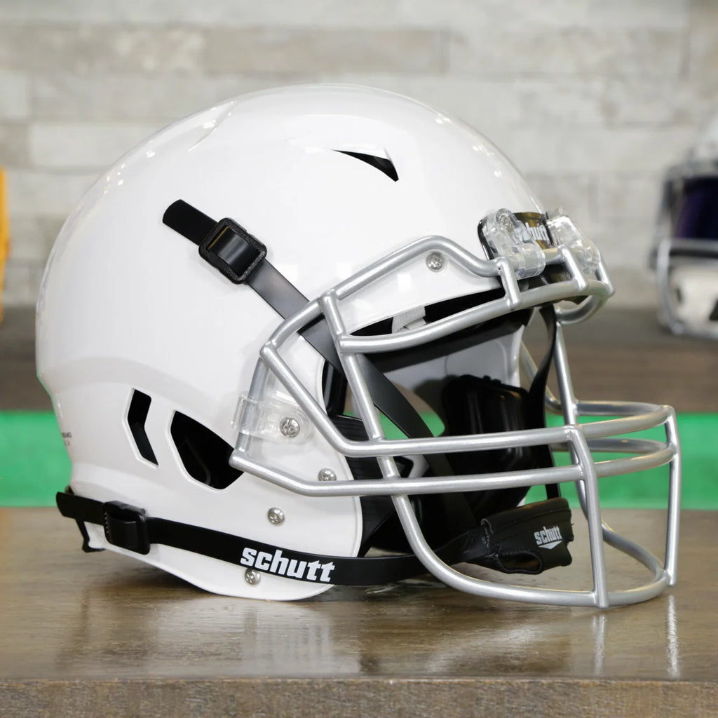 Schutt Vengeance A11 2.0 - YOUTH – Green Gridiron, Inc. Schutt Vengeance A11 2.0 - YOUTH – Green Gridiron, Inc.