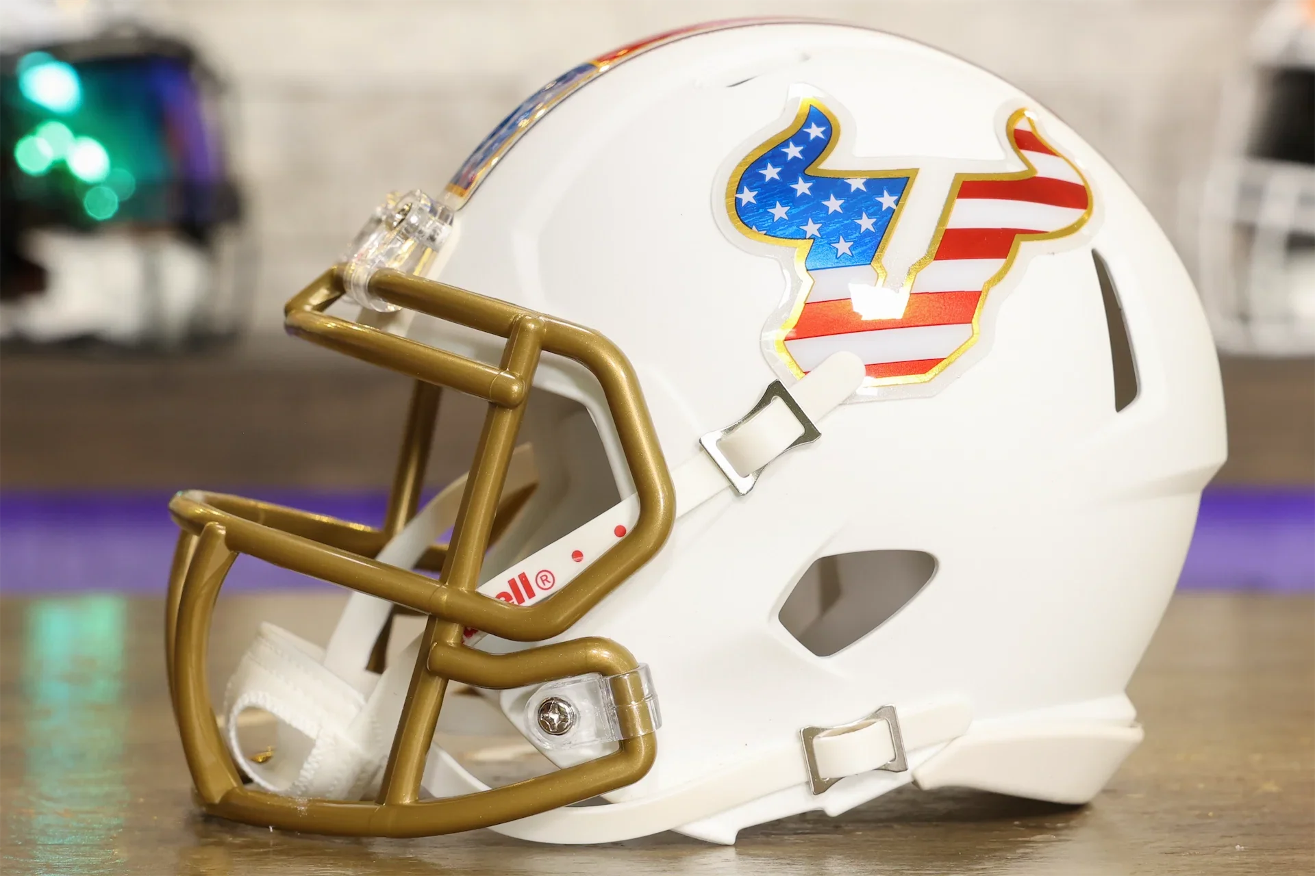 american football helmet south africa Original African M1963 South African Defense Force with N International Military Antiques The helmet features a mini size Speed shell SOUTH CAROLINA GAMECOCKS NCAA Riddell