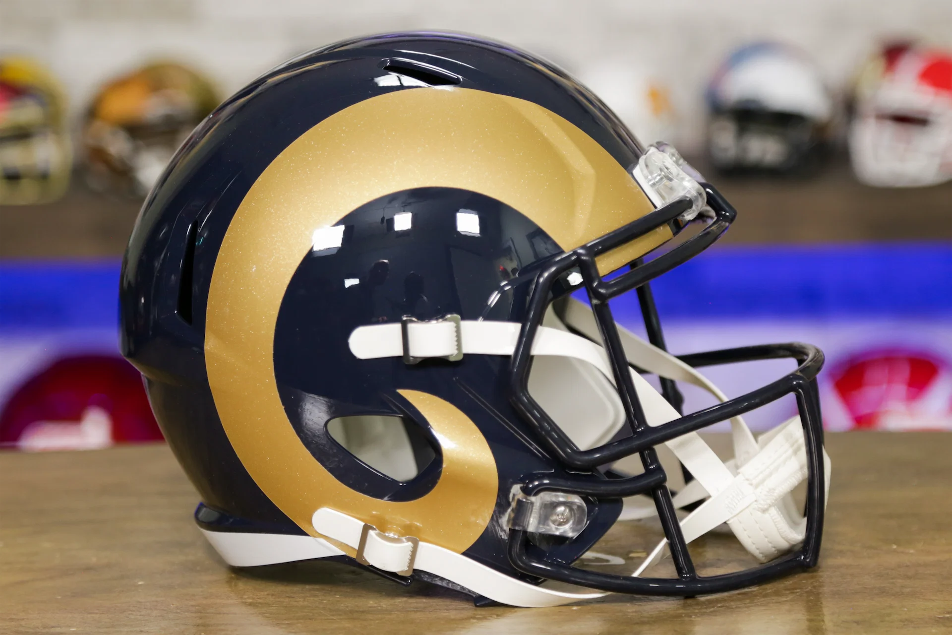 Los Angeles Rams Riddell Speed Display Helmet 2000-2016