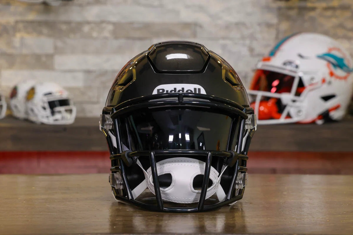 Tampa Bay Buccaneers Riddell SpeedFlex Mid-Size Helmet – Green