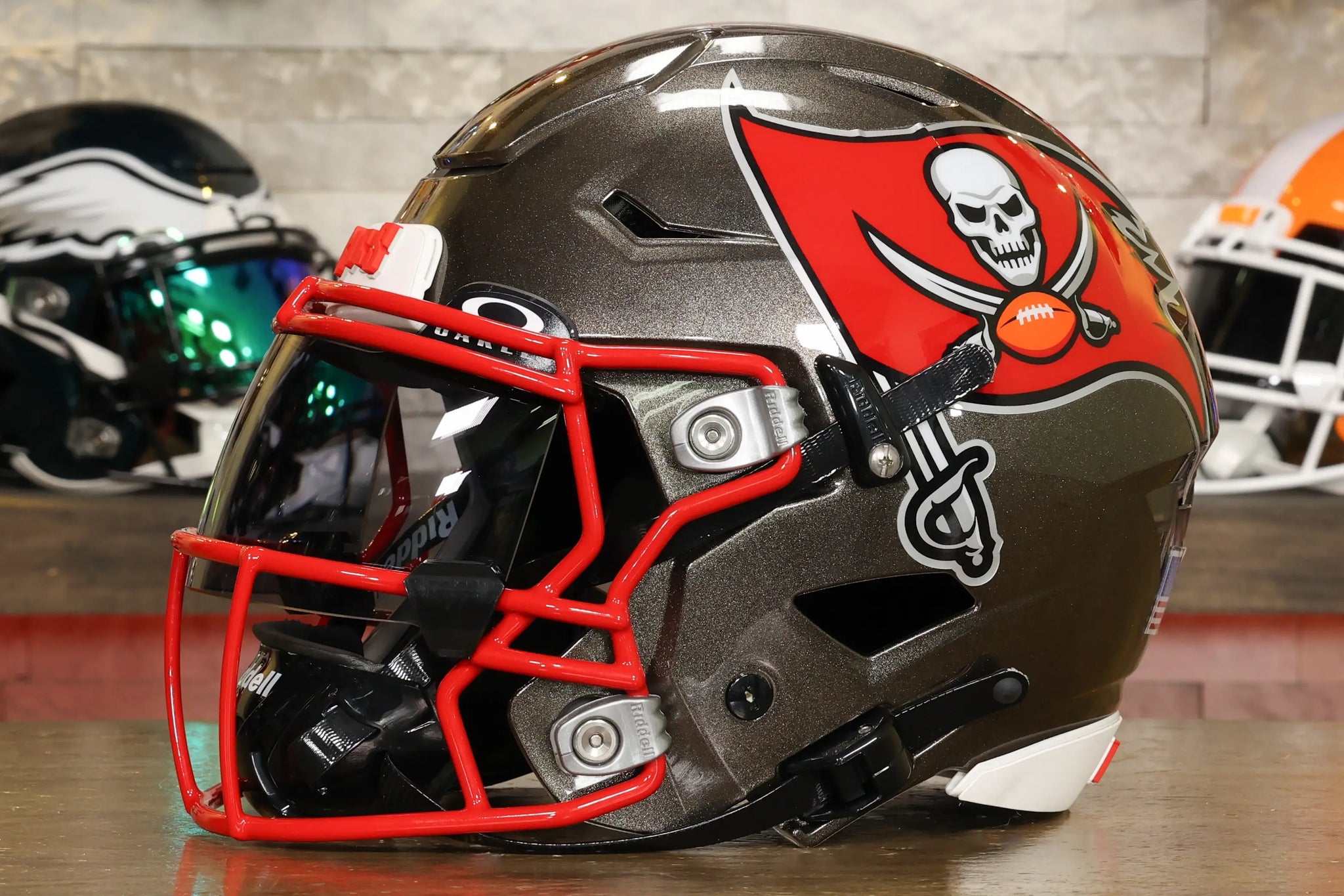 buccaneers speedflex helmet Tampa Bay Riddell Official team colors and decals Rob Gronkowski Signed Tampa Bay