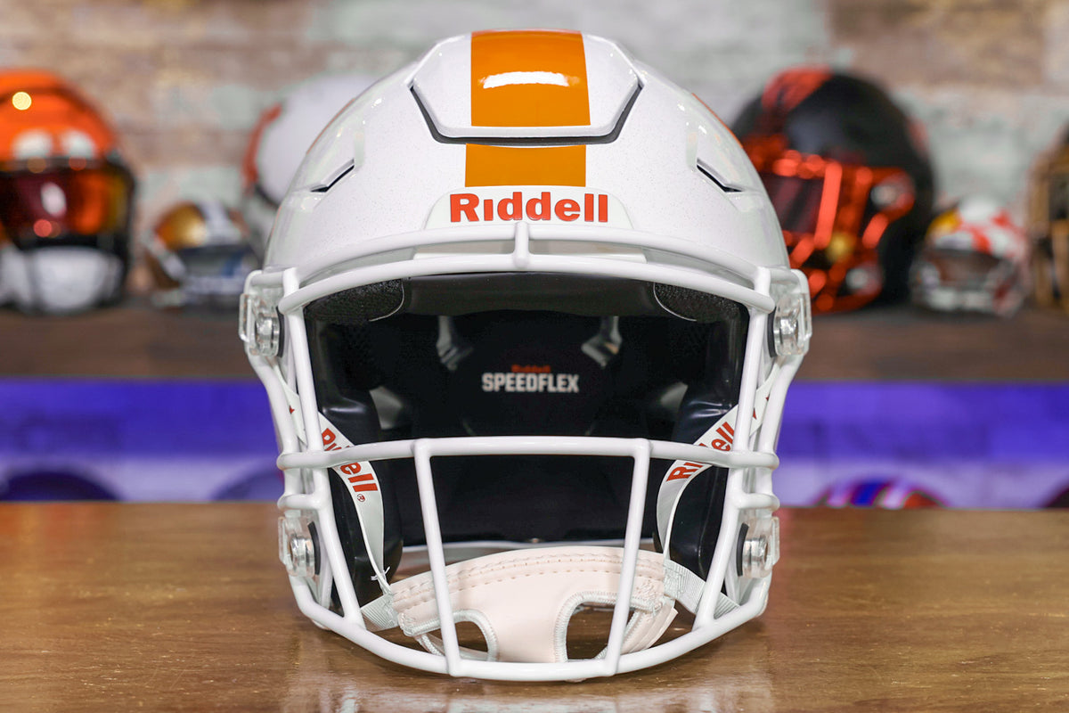 thumbnail image 2 of Tennessee Volunteers Riddell SPEED Full Size Replica Football Helmet – Medium – NCAA 2 of 3