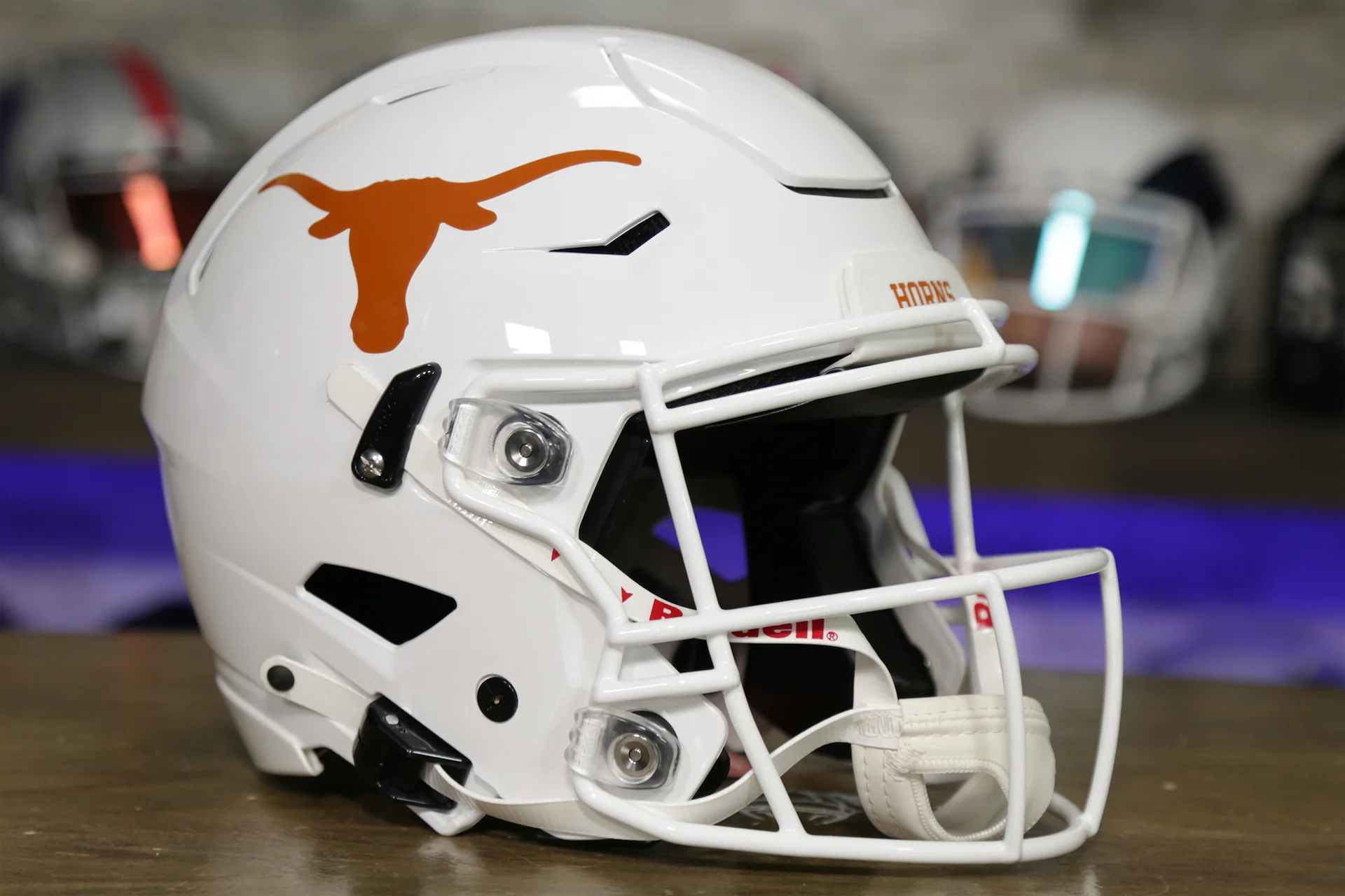 Texas Longhorns Riddell SpeedFlex Helmet – Green Gridiron,