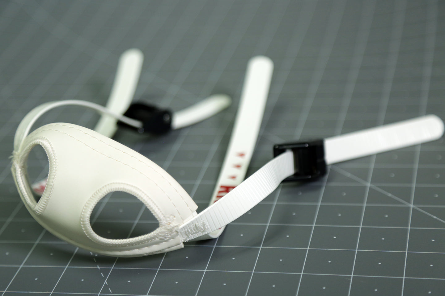 Riddell SpeedFlex チンストラップ | ソフトカップ | Cam-Loc – Green