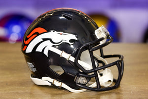 Minicasco Riddell Speed ​​de los Denver Broncos 