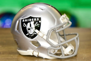 Las Vegas Raiders Riddell Speed Mini Helmet
